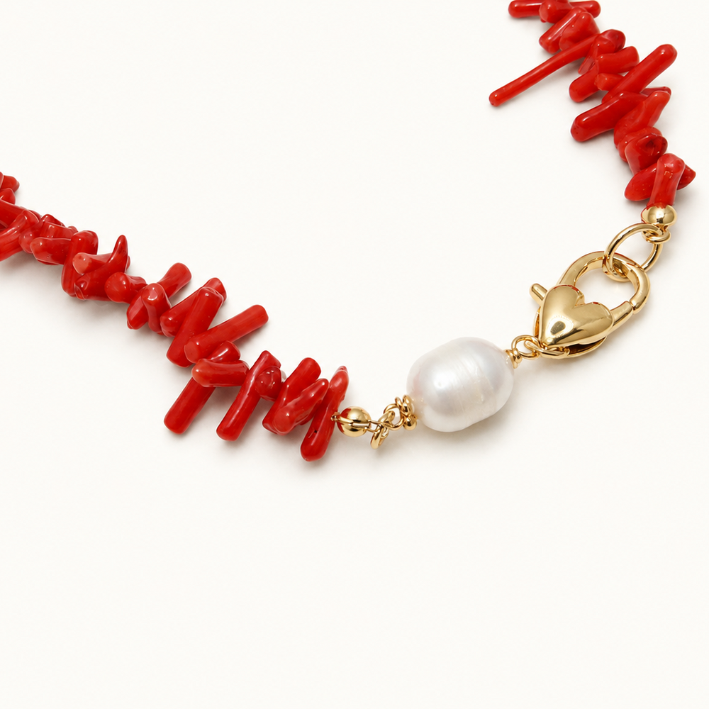 The Roja Necklace